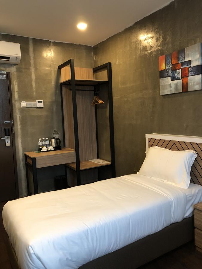 K Boutique Hotel Teluk Intan Kültér fotó